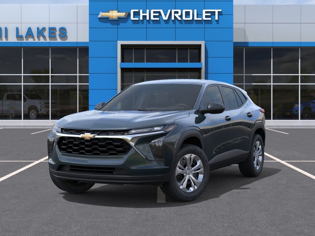 2026 Chevrolet Trax LS - Photo 6