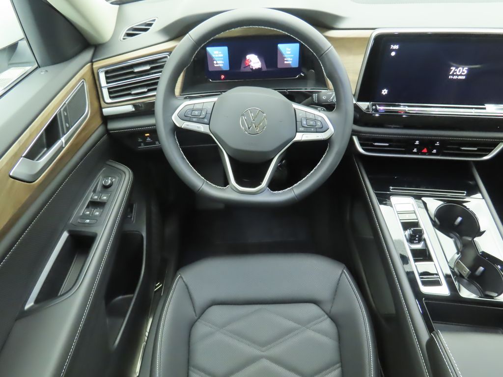 Thumbnail: 2026 Volkswagen Atlas - 10