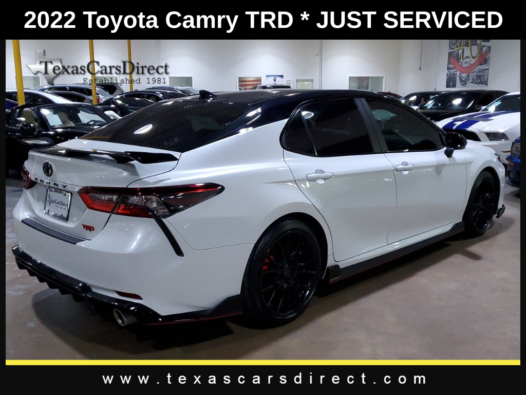 2022 Toyota Camry TRD V6 10