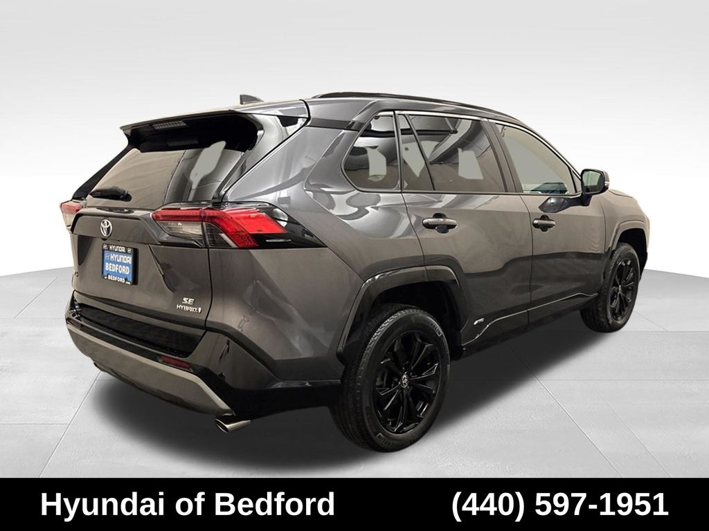 Photo 5 of 2023 Toyota RAV4 Hybrid SE