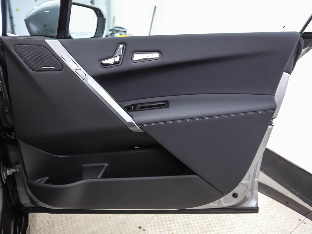 Thumbnail: 2026 BMW iX - 29