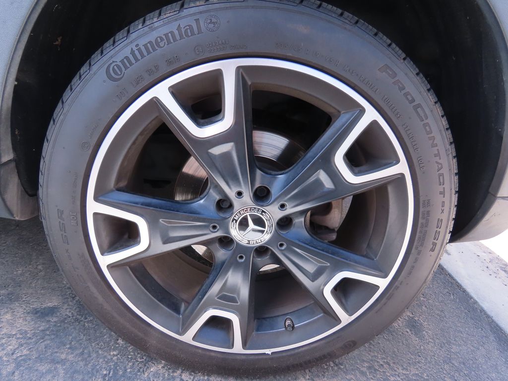 Thumbnail: 2019 Mercedes-Benz GLA - 16