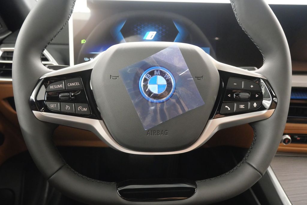 2025 BMW i4 xDrive40 21
