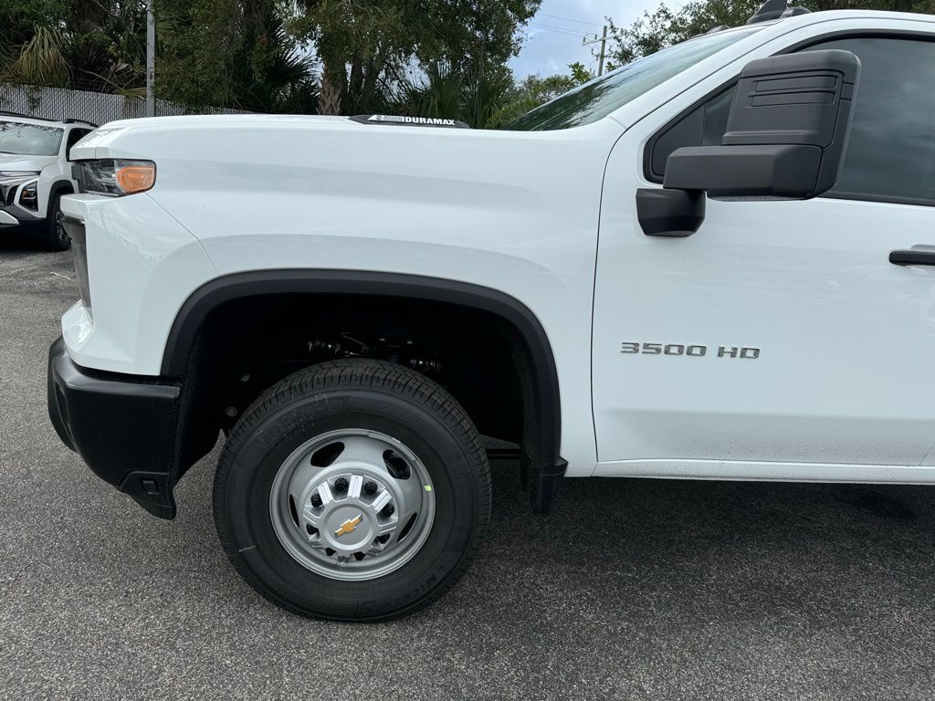 2025 Chevrolet Silverado 3500HD Work Truck 11