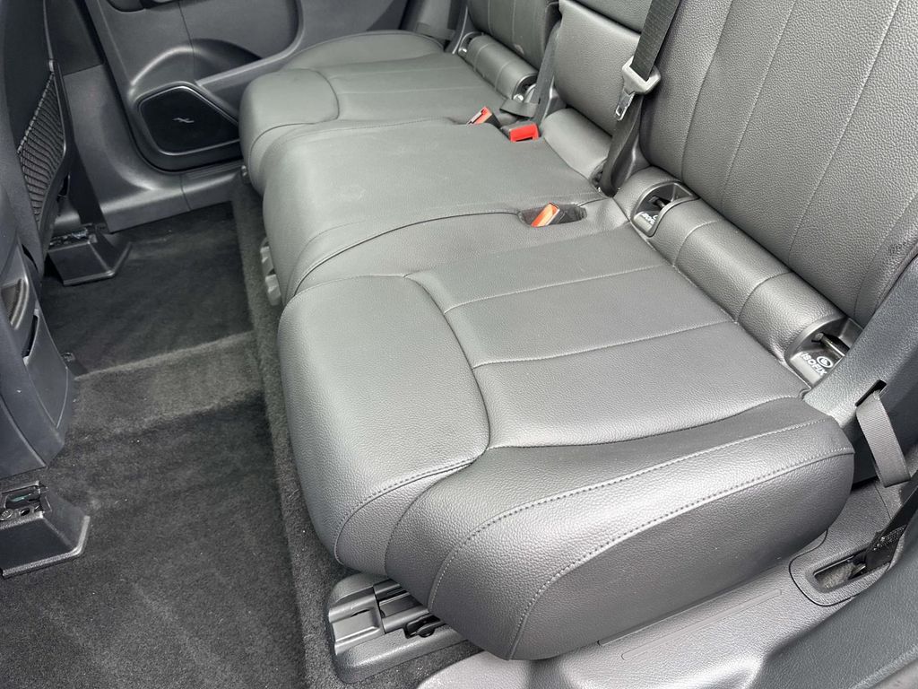 Thumbnail: 2024 Mercedes-Benz GLB - 32