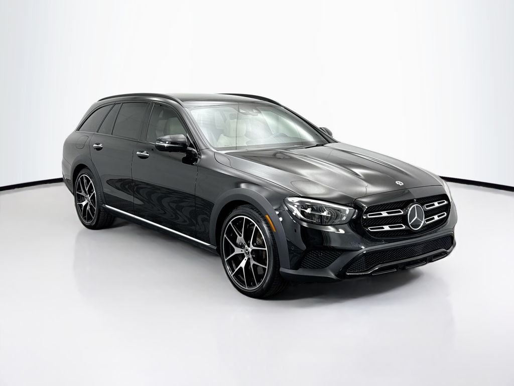 Thumbnail: 2023 Mercedes-Benz E-Class - 9