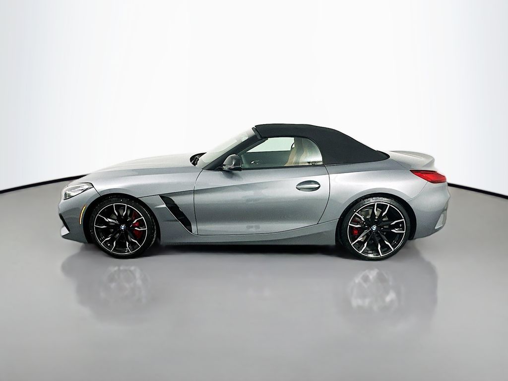 2026 BMW Z4 M40i 8