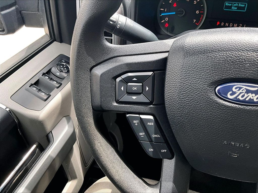 2015 Ford F-150 — photo 23