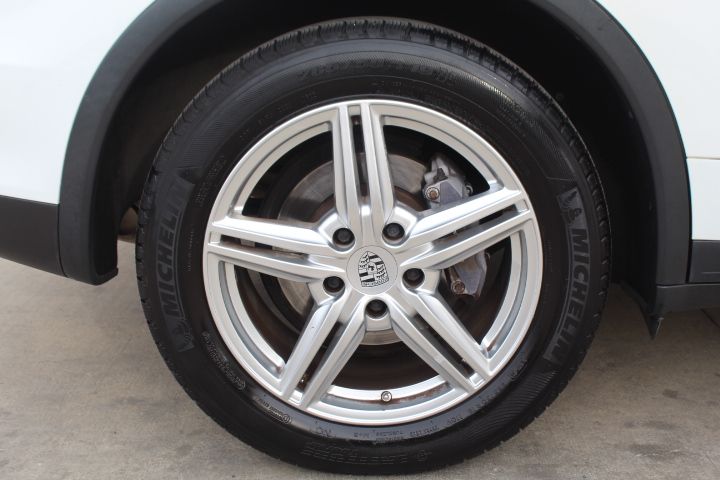 Used Car 2014 Porsche Cayenne  Base For Sale Under $15,000 In Georgetown, Texas