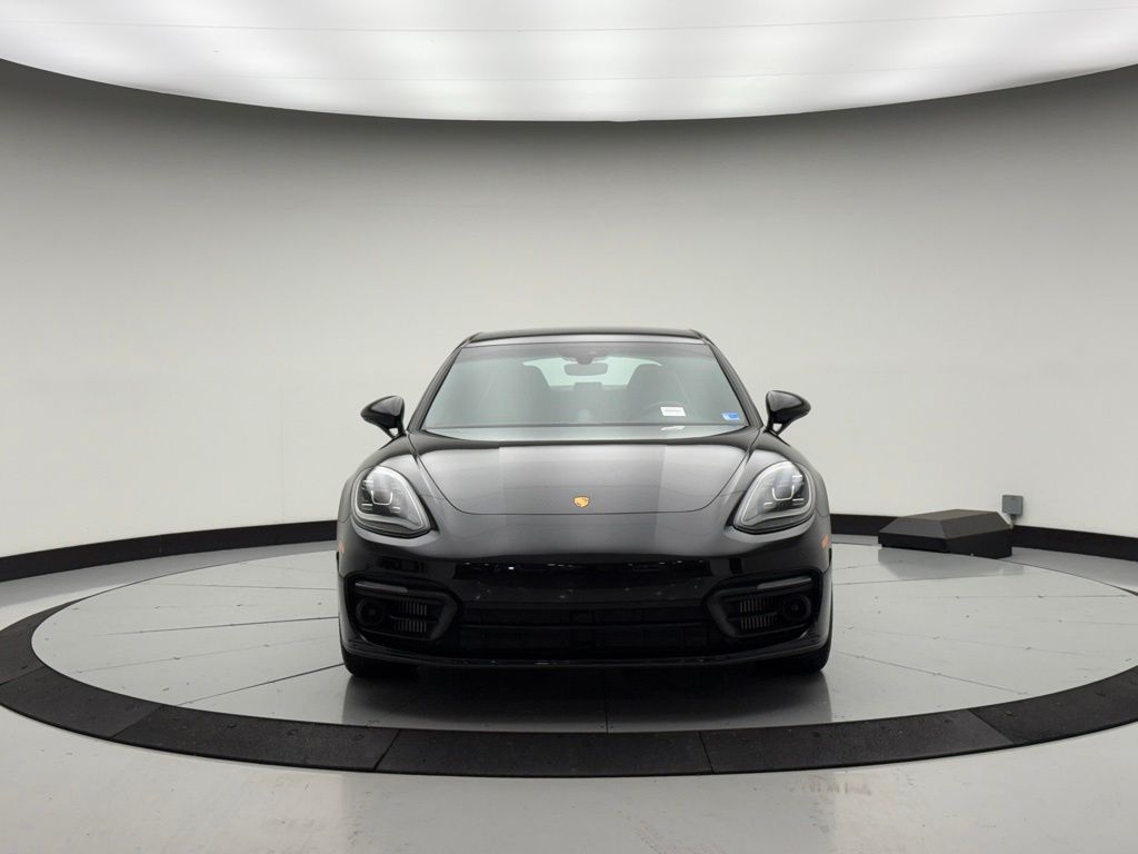 Thumbnail: 2023 Porsche Panamera - 7