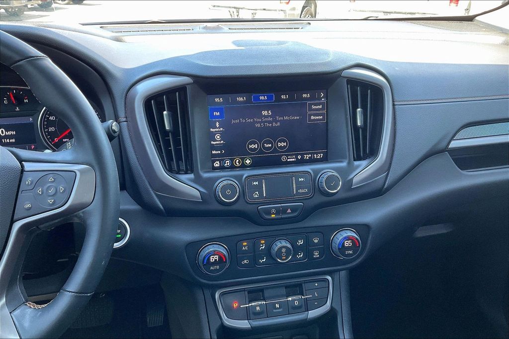 View vehicle photo 6