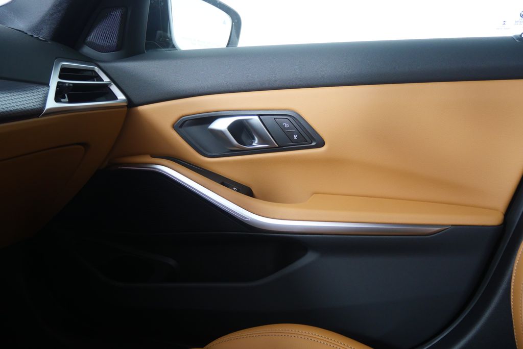 Thumbnail: 2026 BMW 3 Series - 24