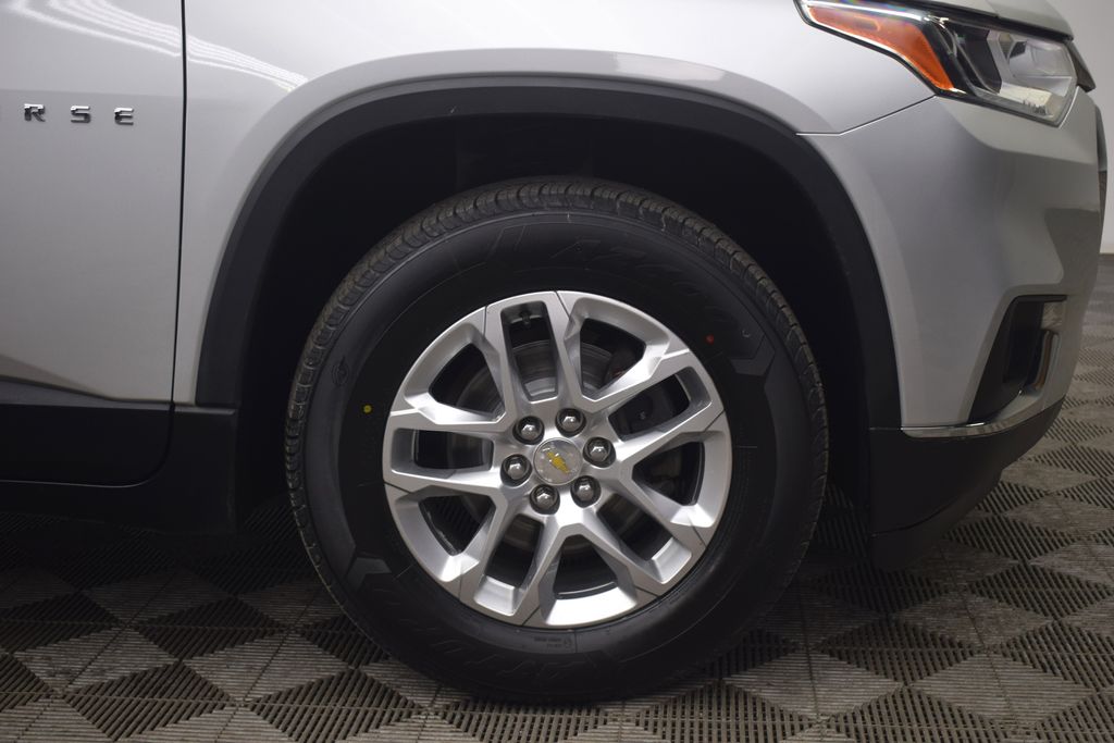 used 2019 Chevrolet Traverse car, priced at $13,895