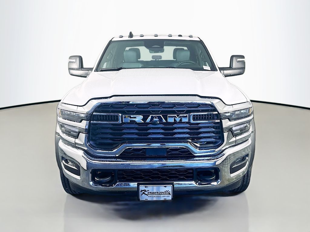 New 2026 White Ram Tradesman 60CA Dually image 2