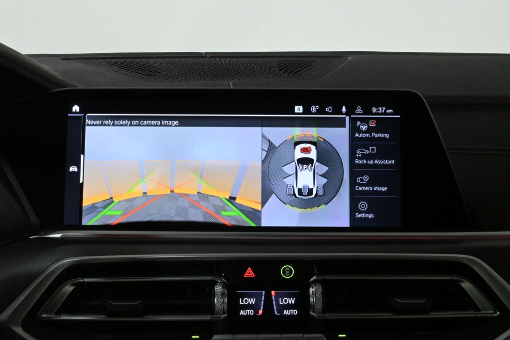 Thumbnail: 2023 BMW X6 - 23