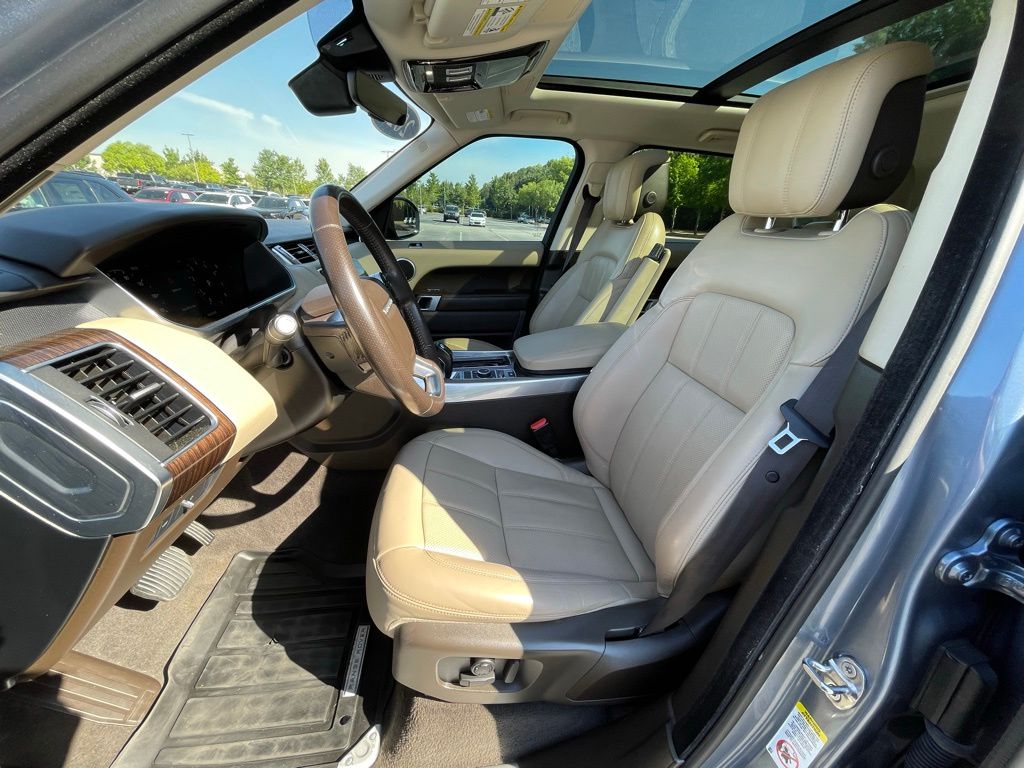 Thumbnail: 2020 Land Rover Range Rover Sport - 26