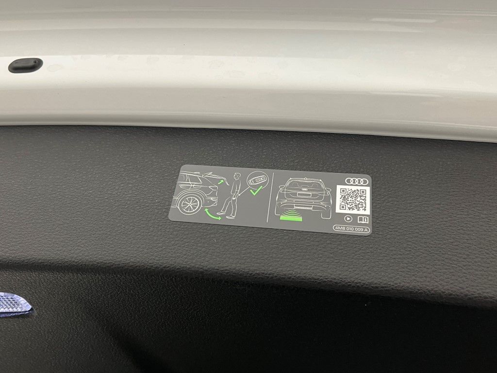 Thumbnail: 2026 Audi Q7 - 12