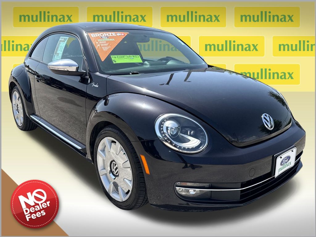 2013 Volkswagen Beetle 2.0T Fender Edition