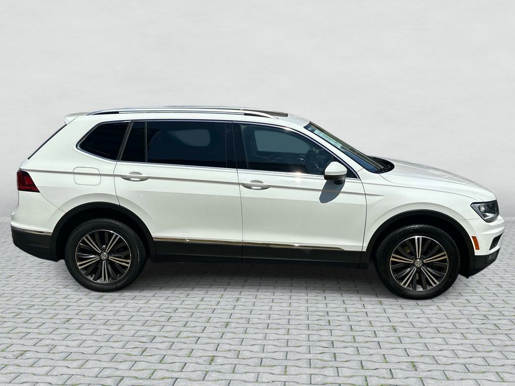 Thumbnail: 2019 Volkswagen Tiguan - 4