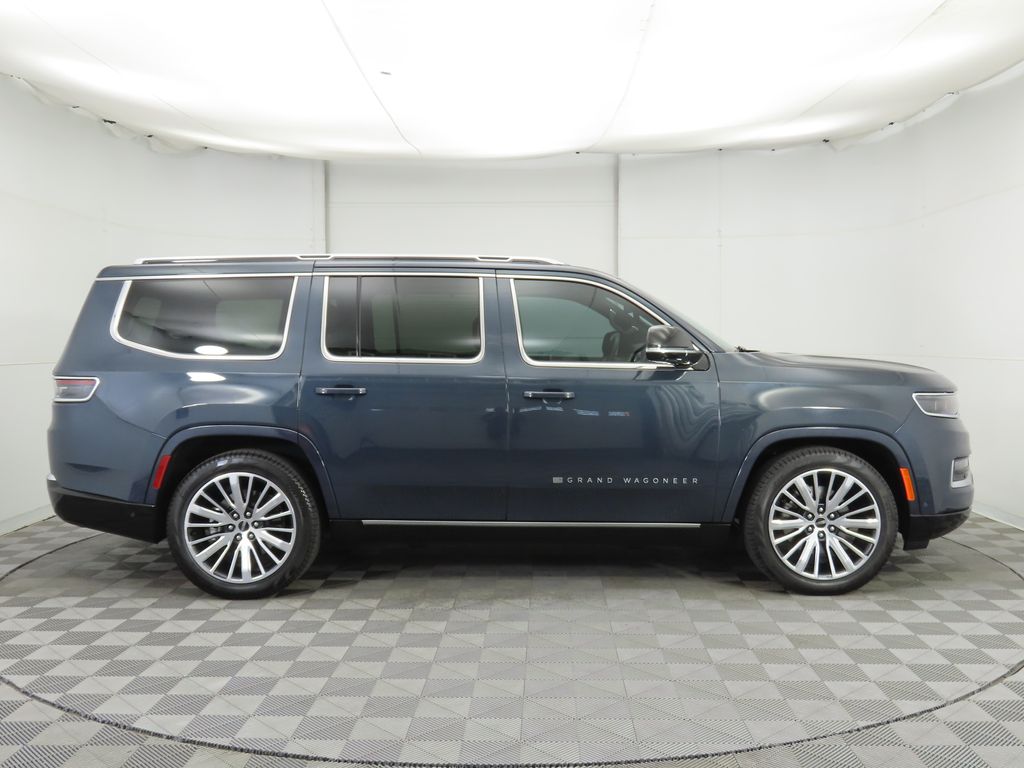 Thumbnail: 2025 Jeep Grand Wagoneer - 4