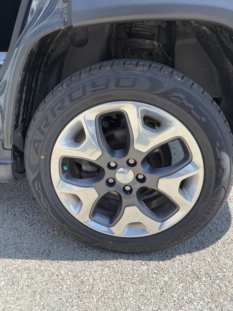 2018 Jeep Compass Limited Gray at Bob Ruth Ford