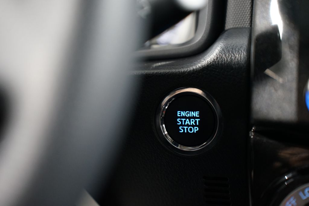 2024 Toyota 4Runner TRD Off Road 25