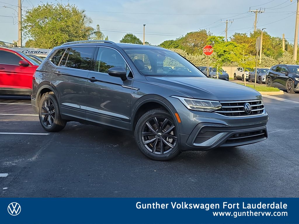 Volkswagen Tiguan SE 4Motion