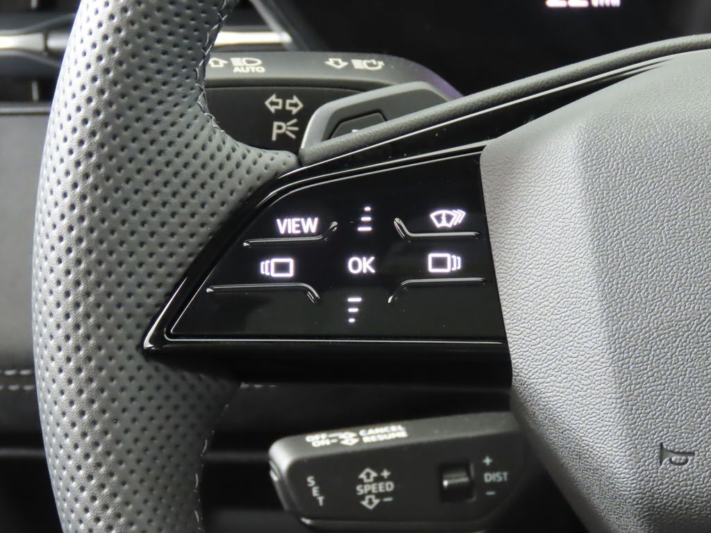 Thumbnail: 2025 Audi e-tron S - 14