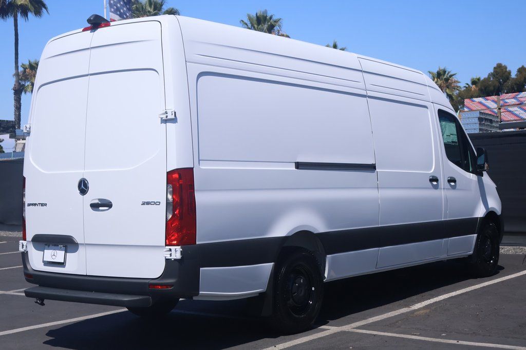 2024 Mercedes-Benz Sprinter 2500 2