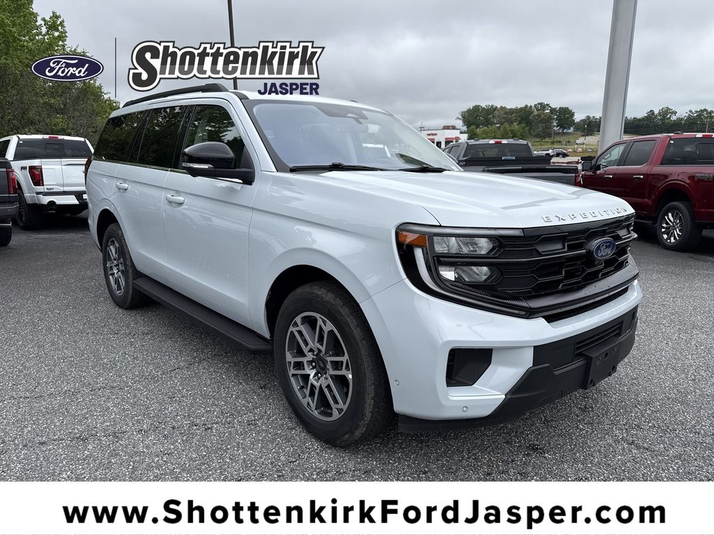 Space Silver Metallic 2025 Ford Expedition SUV / Crossover Four-Wheel Drive Automatic