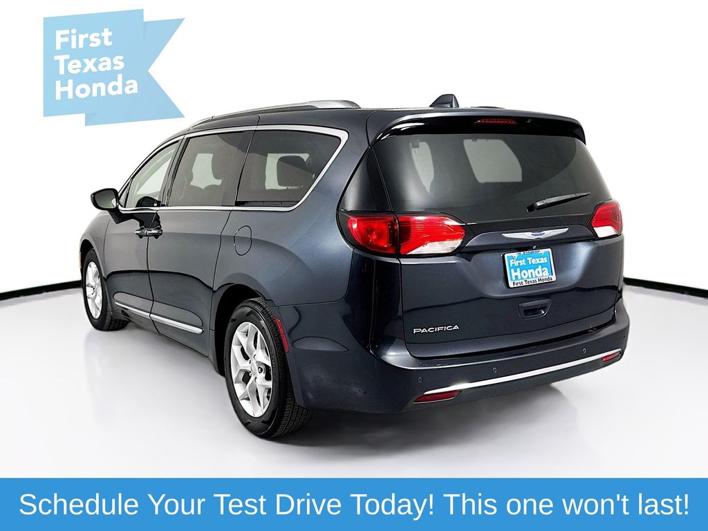 Used Car 2019 Chrysler Pacifica  Touring L Plus For Sale Under $20,000 In Austin, Texas