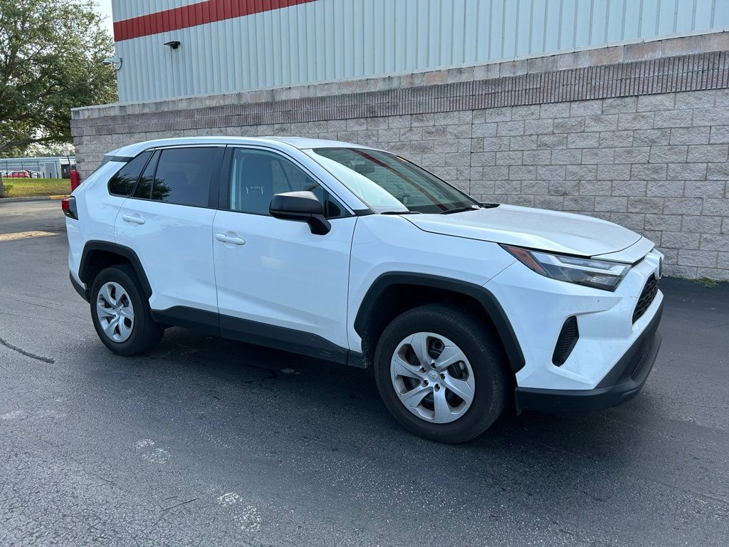2024 Toyota RAV4 LE 7