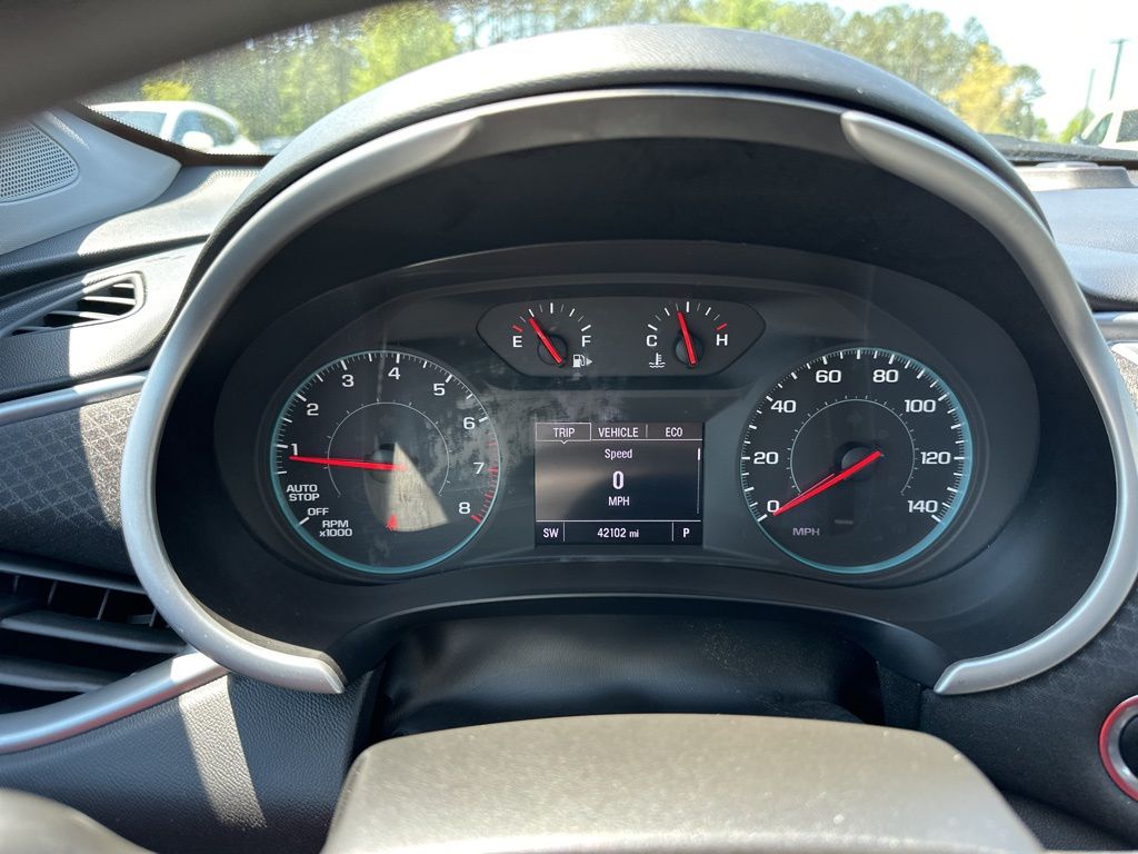 2023 Summit White Chevrolet Malibu LT FWD Sedan