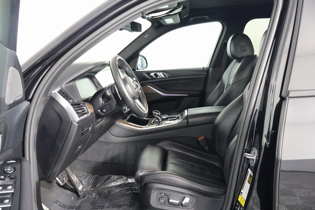 Thumbnail: 2019 BMW X5 - 10