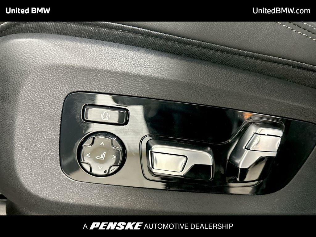 2026 BMW X5 xDrive40i 12