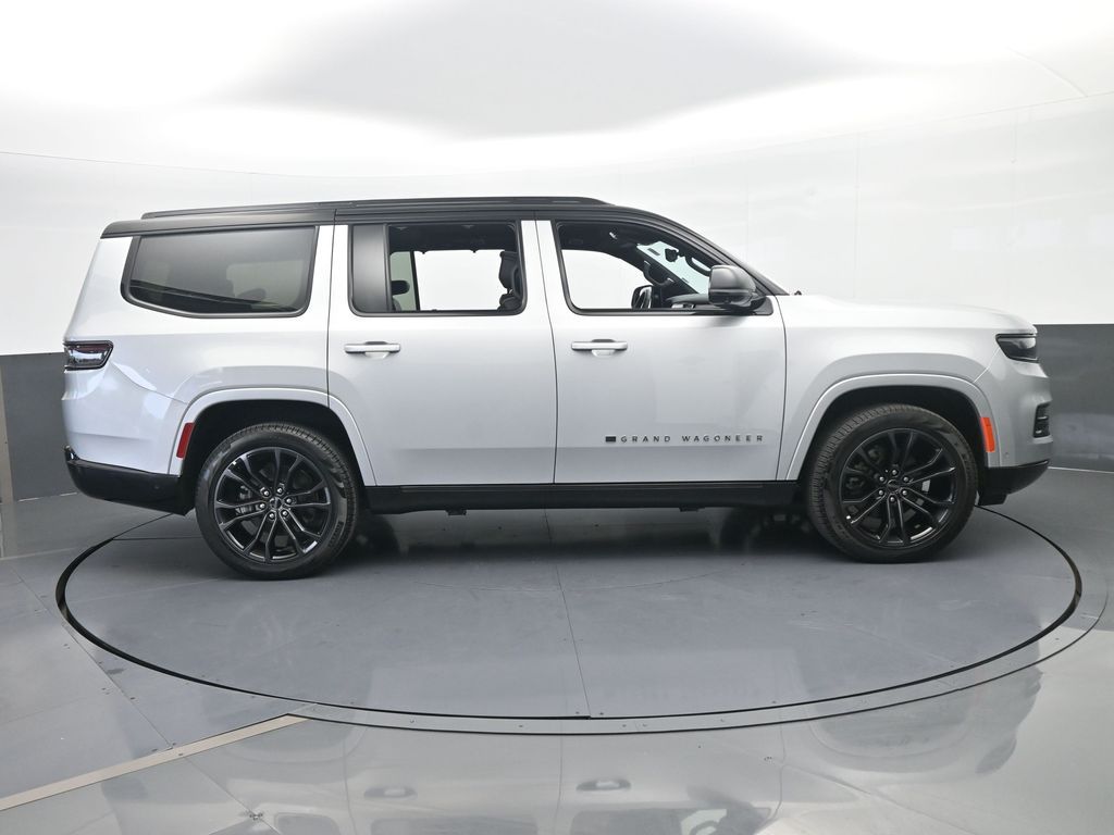 Used 2024 Silver Zynith Jeep Series II image 7