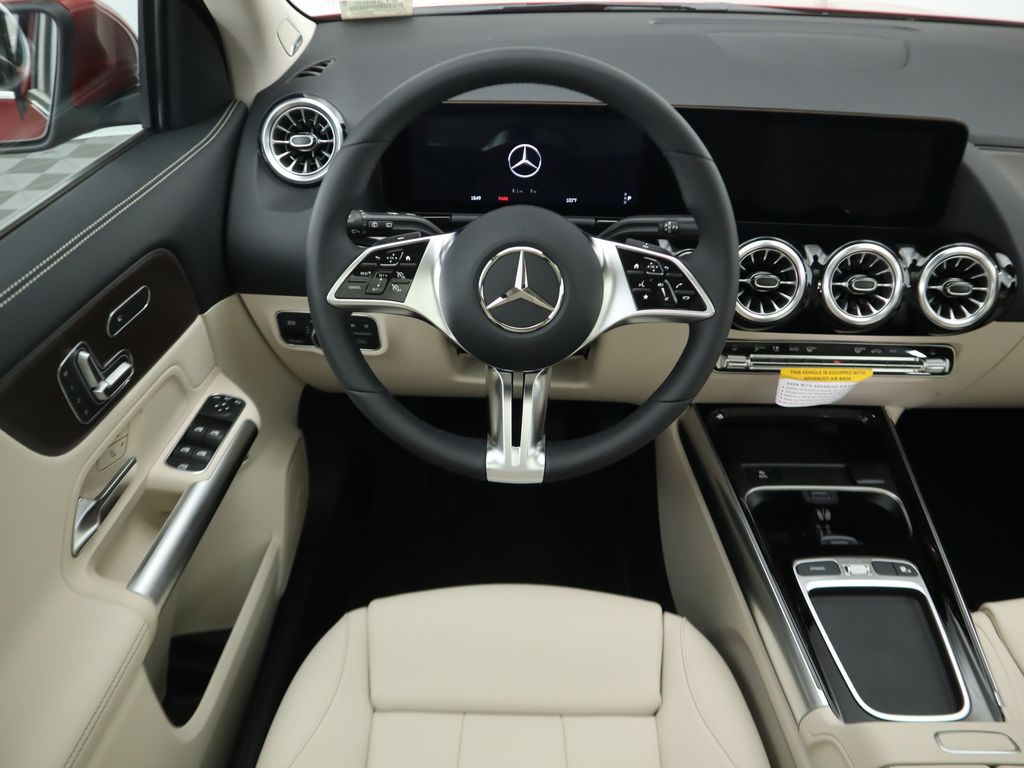 Thumbnail: 2025 Mercedes-Benz GLA - 10