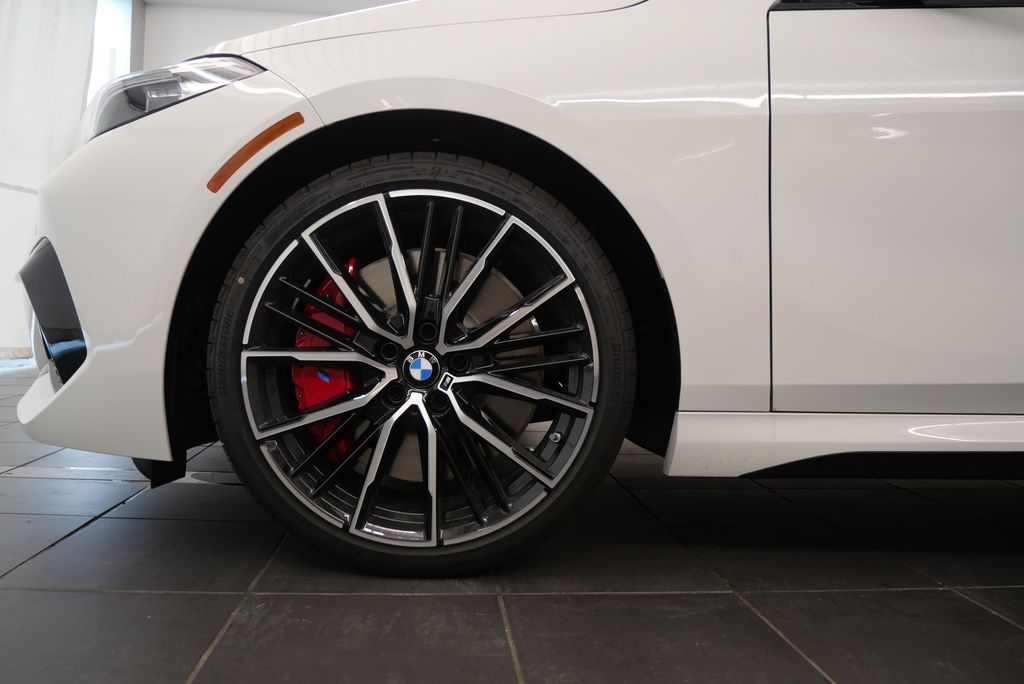 2024 BMW 2 Series M235i xDrive 3