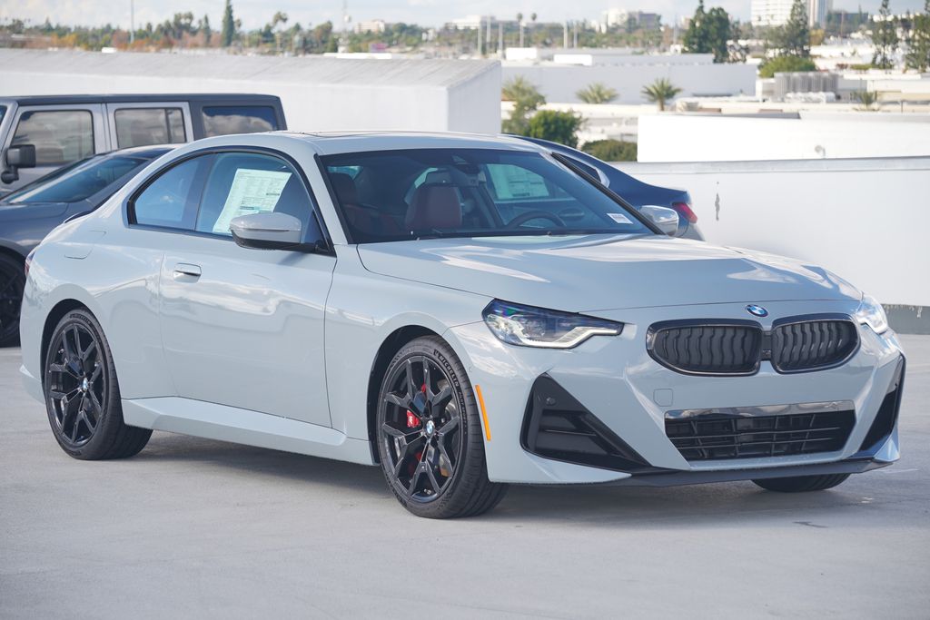 Thumbnail: 2026 BMW 2 Series - 3