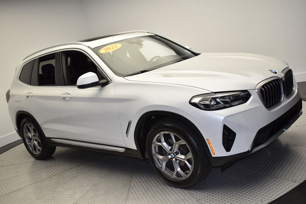 Thumbnail: 2022 BMW X3 - 3