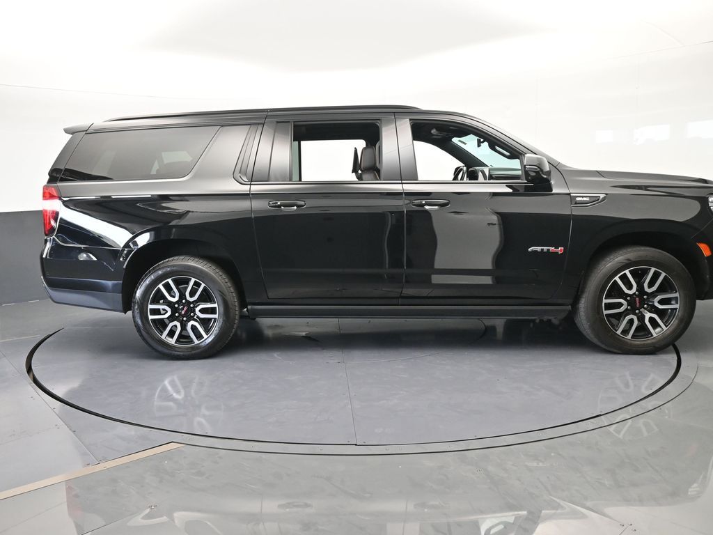 Used 2022 Onyx Black GMC AT4 image 7