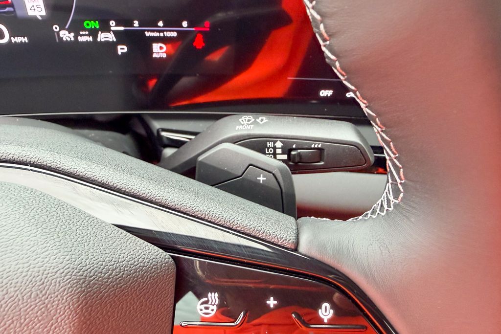 New 2025 White Audi 2.0T Premium image 17