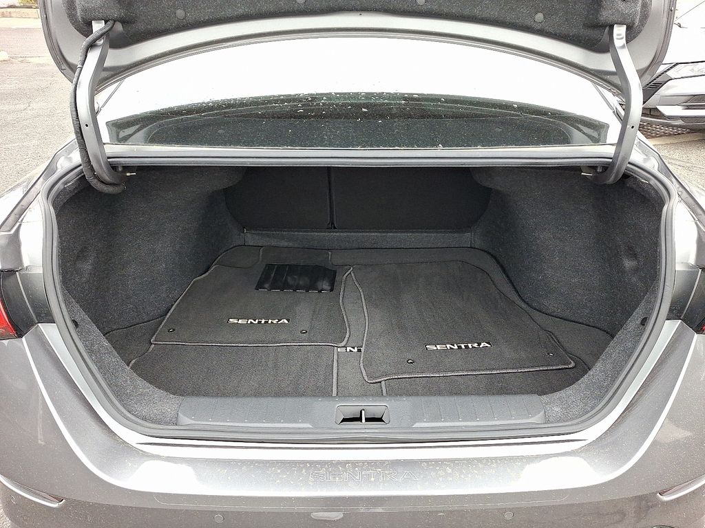 Thumbnail: 2020 Nissan Sentra - 29