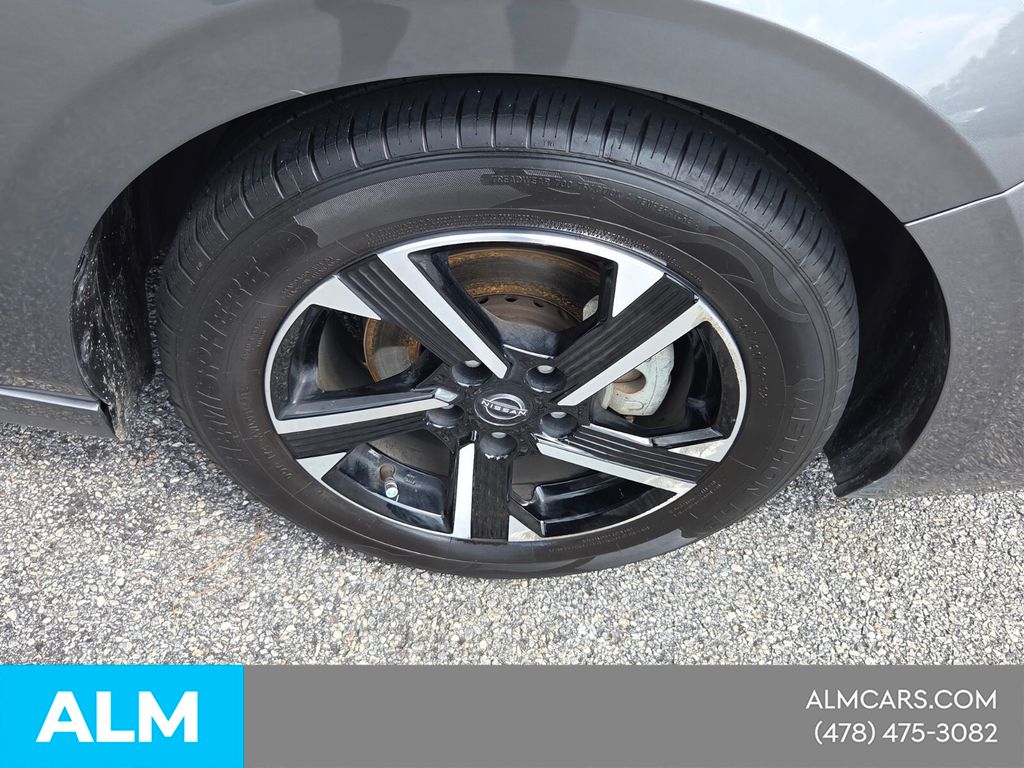 Used 2024 Gray Nissan SV image 16