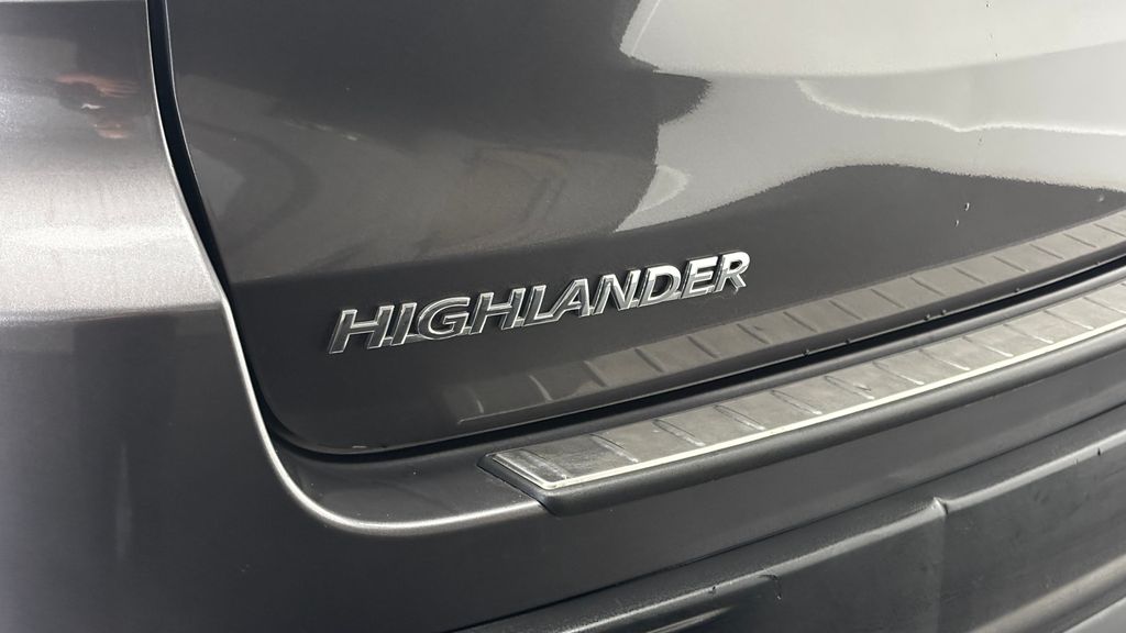 Thumbnail: 2018 Toyota Highlander - 7