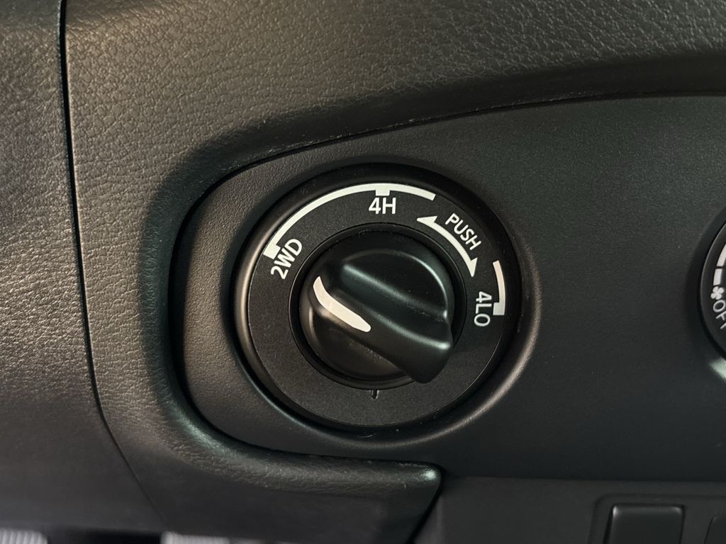 Used 2022 Nissan Frontier Truck