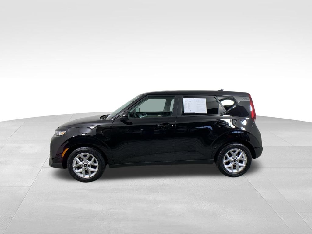 2022 Kia Soul LX 3