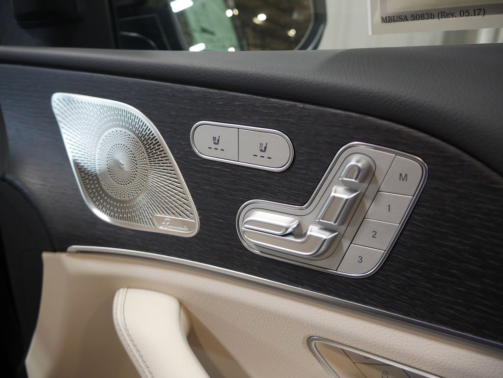 Thumbnail: 2026 Mercedes-Benz GLE - 28