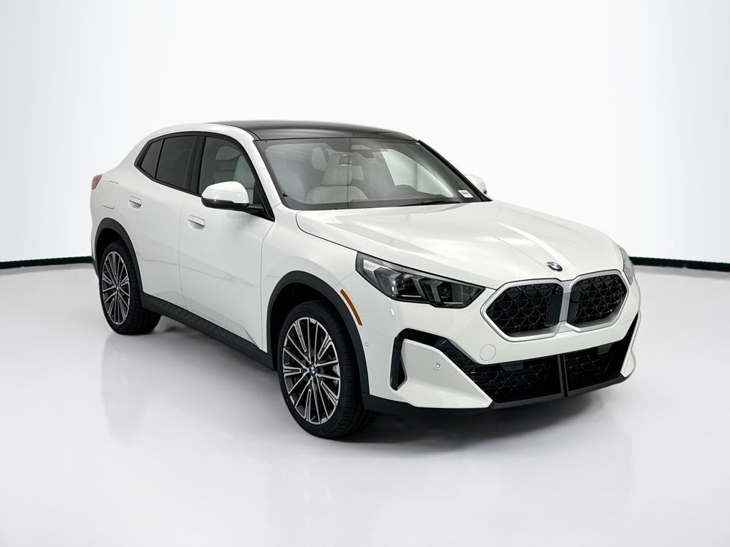 Thumbnail: 2027 BMW X2 - 3