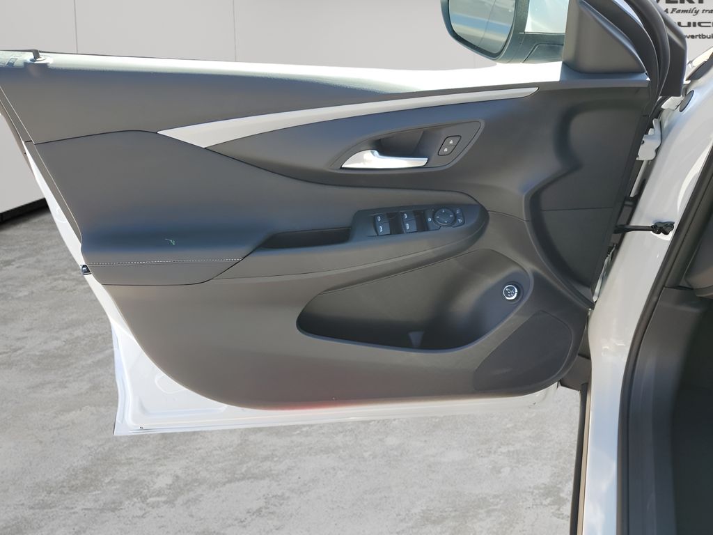New Car 2025 Buick Envista  Preferred For Sale In Austin, Texas